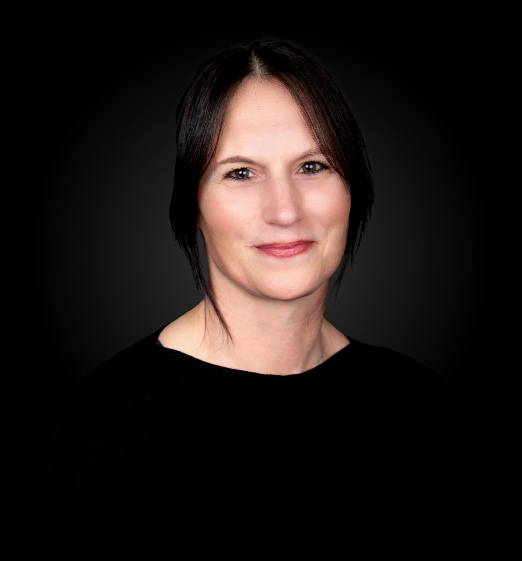 Yvonne Oussidi – Senior Art Director